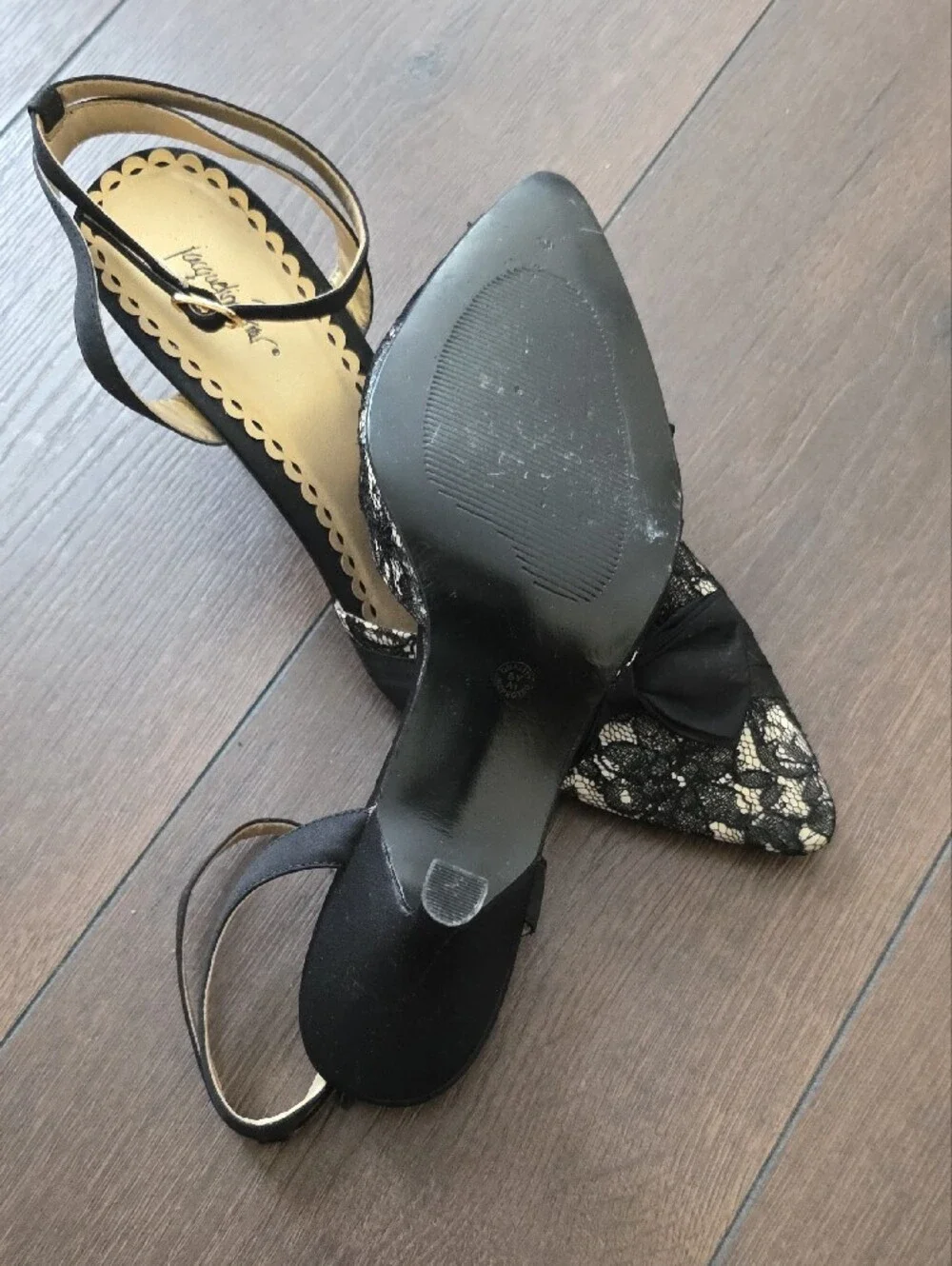 Jacqueline Ferrar refined black